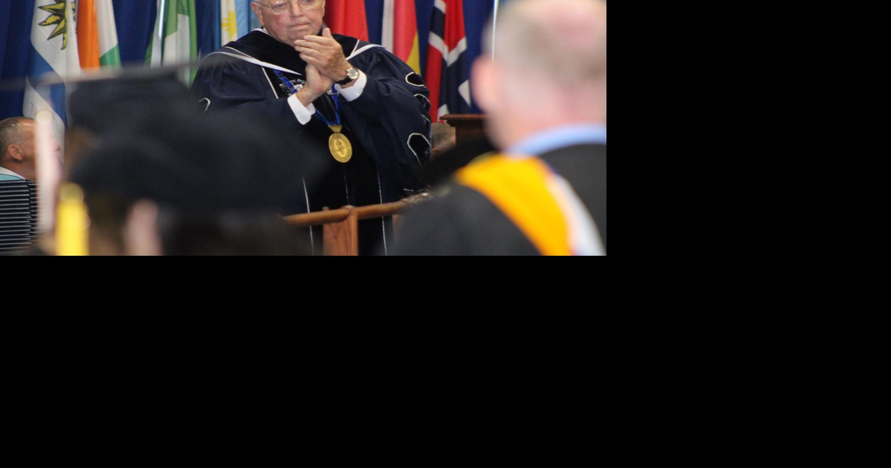Averett University hosts 167th graduation ceremony