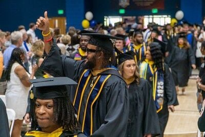 Averett University to Celebrate 2026 Commencement