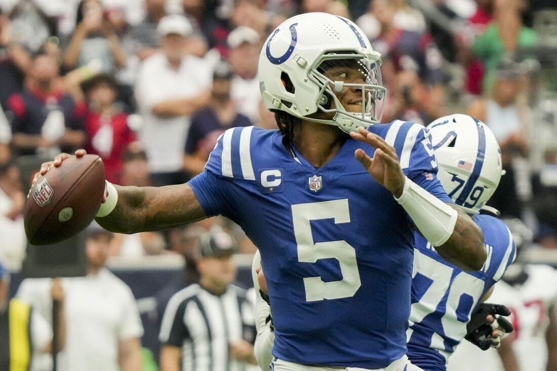 Colts' Anthony Richardson leaves game with concussion after