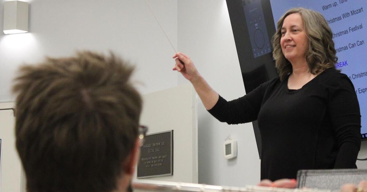 Macy Rector Averett professor to march in Macy's parade