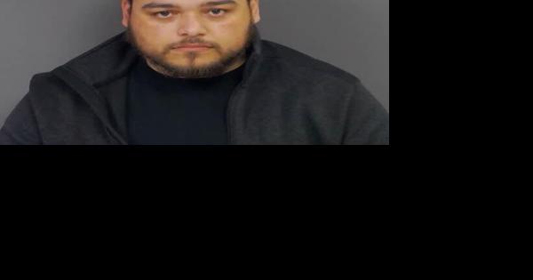 Ex-Roanoke sheriff's deputy pleads guilty to bribery, delivering drugs - Vimarsana News