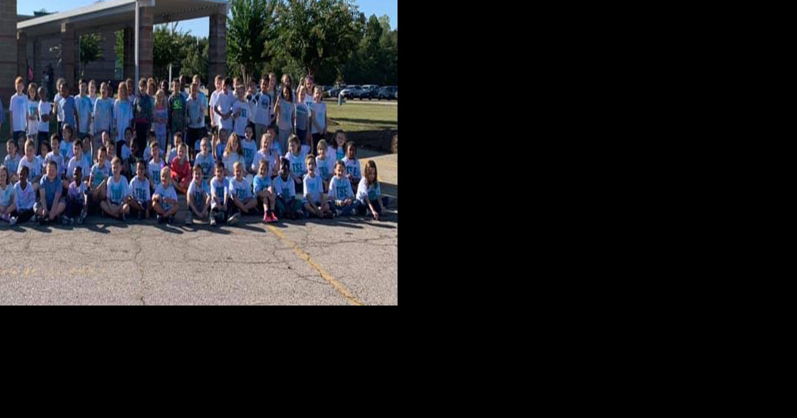 Twin Springs Elementary School holds color run