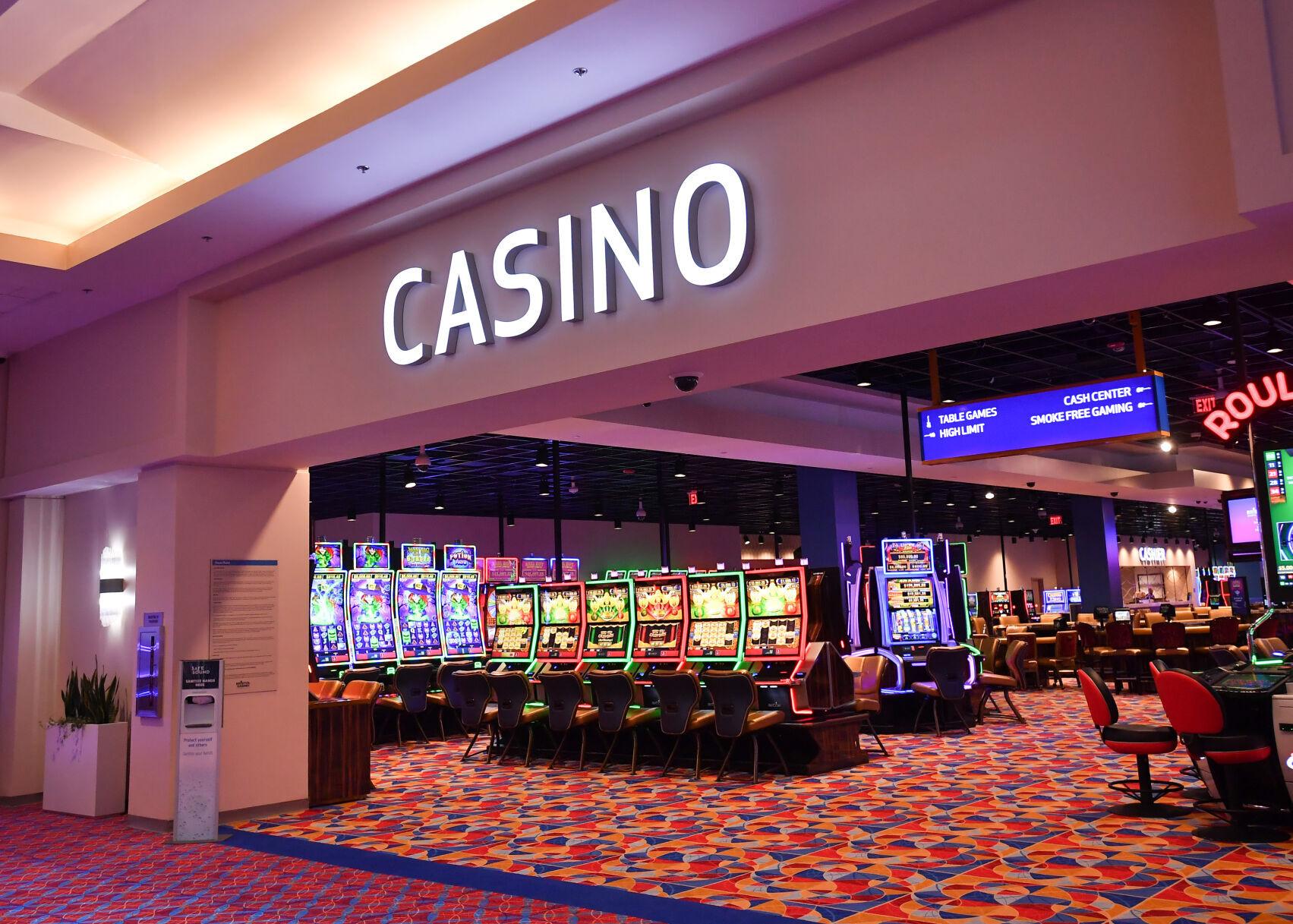Photos First Virginia casino opens in Bristol