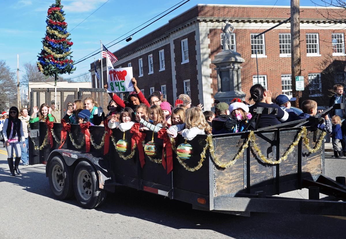 Chatham Christmas Parade Featured