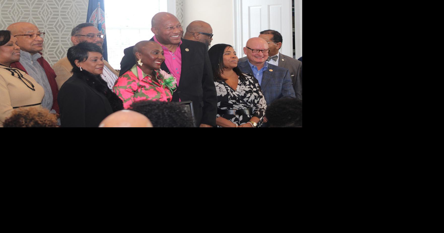 Alpha Kappa Alpha Sorority honors Traci Deshazor