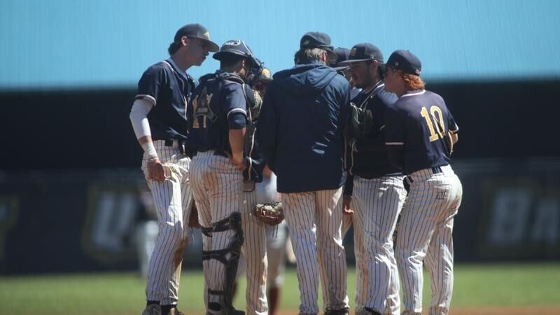 Baseball concludes season against Eastern Mennonite