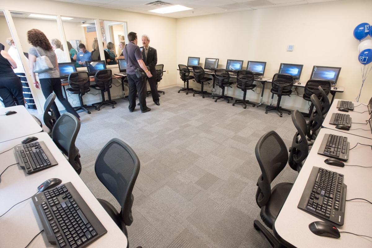 Goodwill debuts new public computer lab in renovated space | Business ...