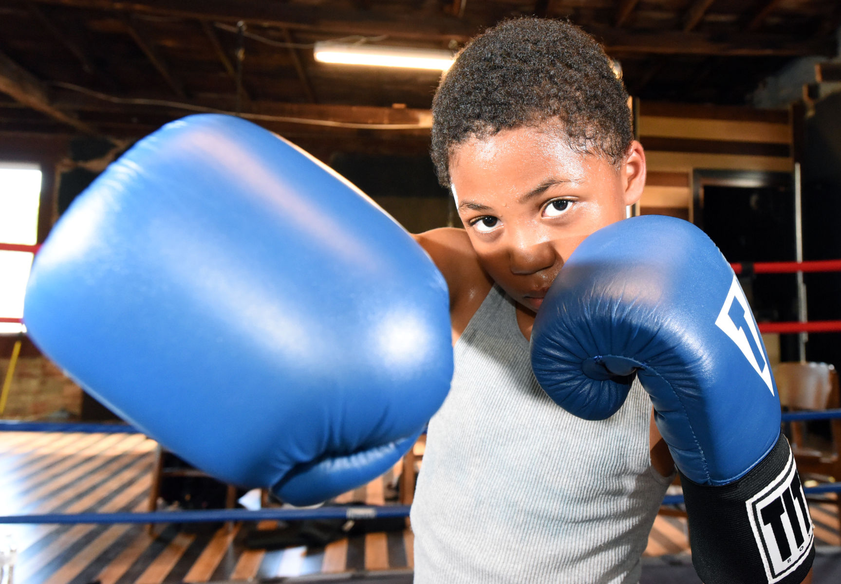 boxing gloves for 8 year old