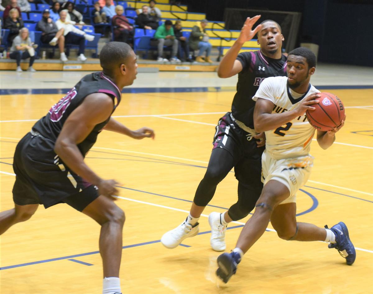 Averett Men S Basketball Completes Comeback Against Roanoke