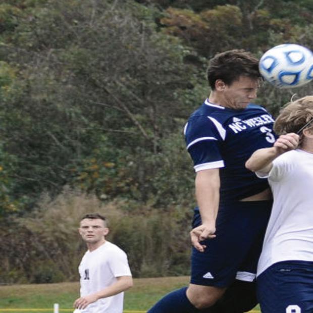 Averett Men S Soccer Fends Off N C Wesleyan College