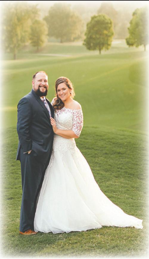 Mr Mrs Adkins Adkins Kendig Weddings Godanriver Com