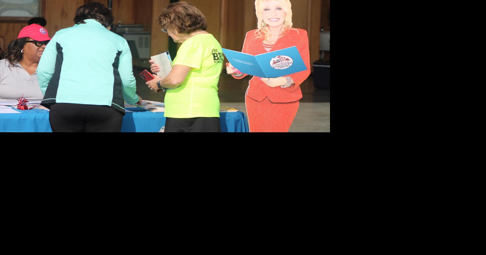 Donations flow, children sign up for free books in Danville after Dolly Parton's death