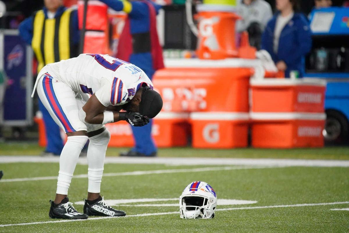 Buffalo Bills' Damar Hamlin breathing on his own, talking to family - ABC  News