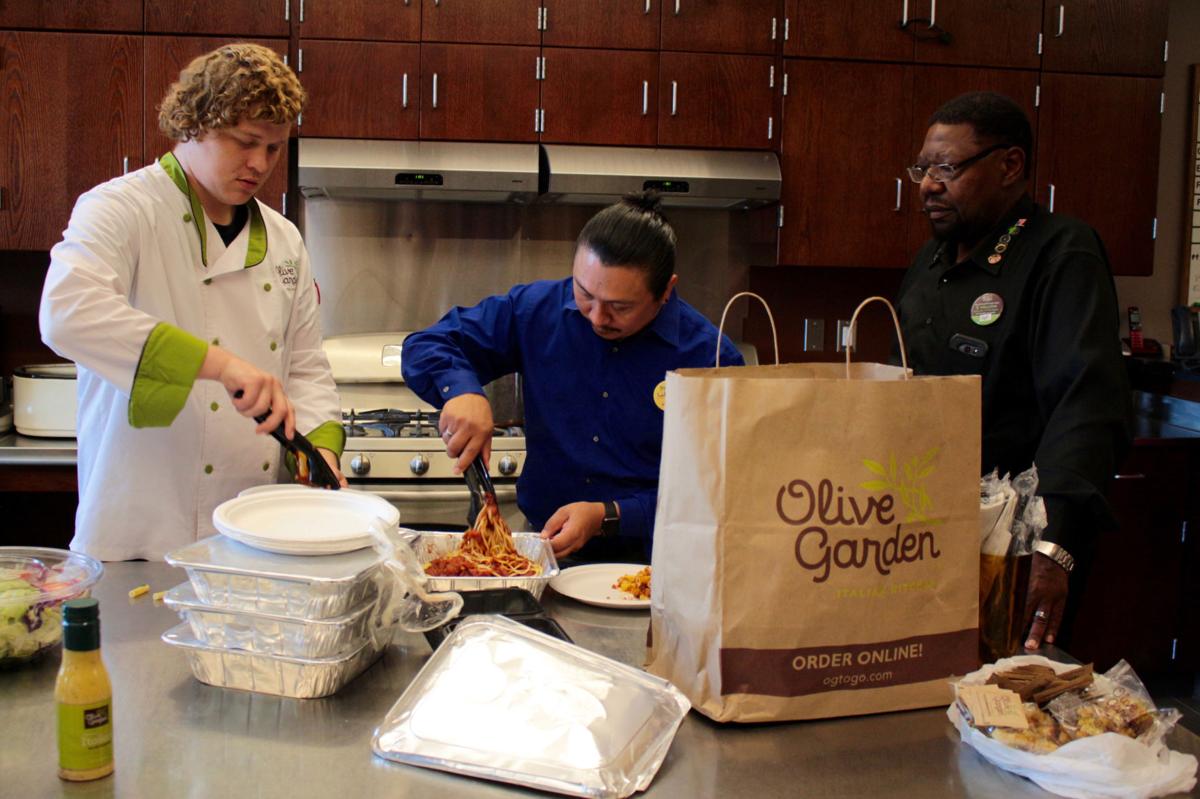 Olive Garden Feeds Danville S Unsung Heroes For Labor Day