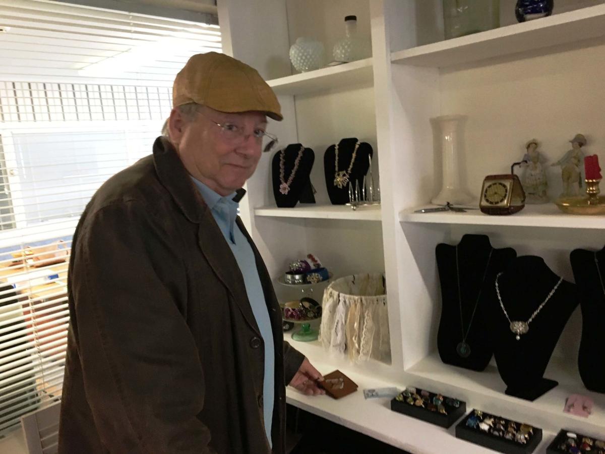Getting A New Life New Antique Mall Opening In River District Area Business News Godanriver Com