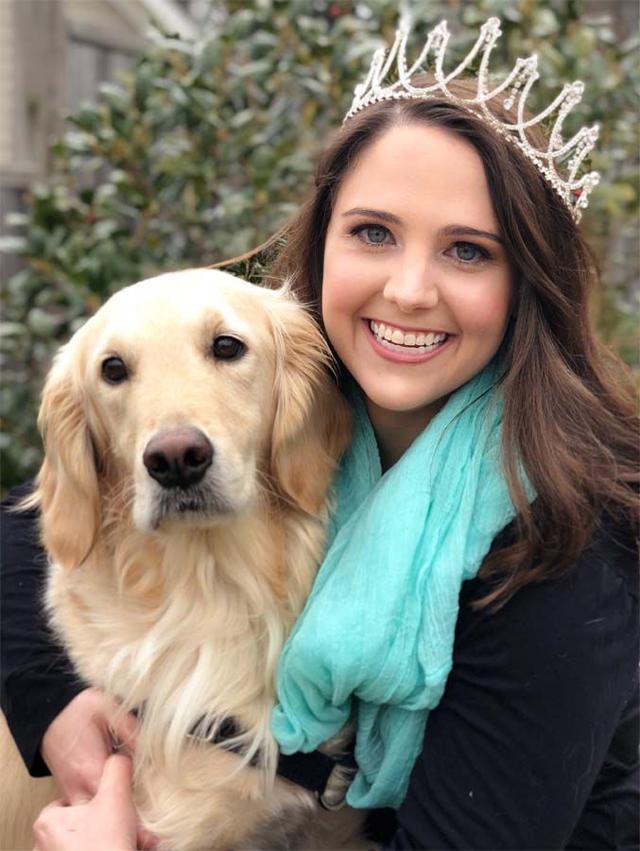 Ms. Wheelchair North Carolina USA joins Greensboro boutique for benefit