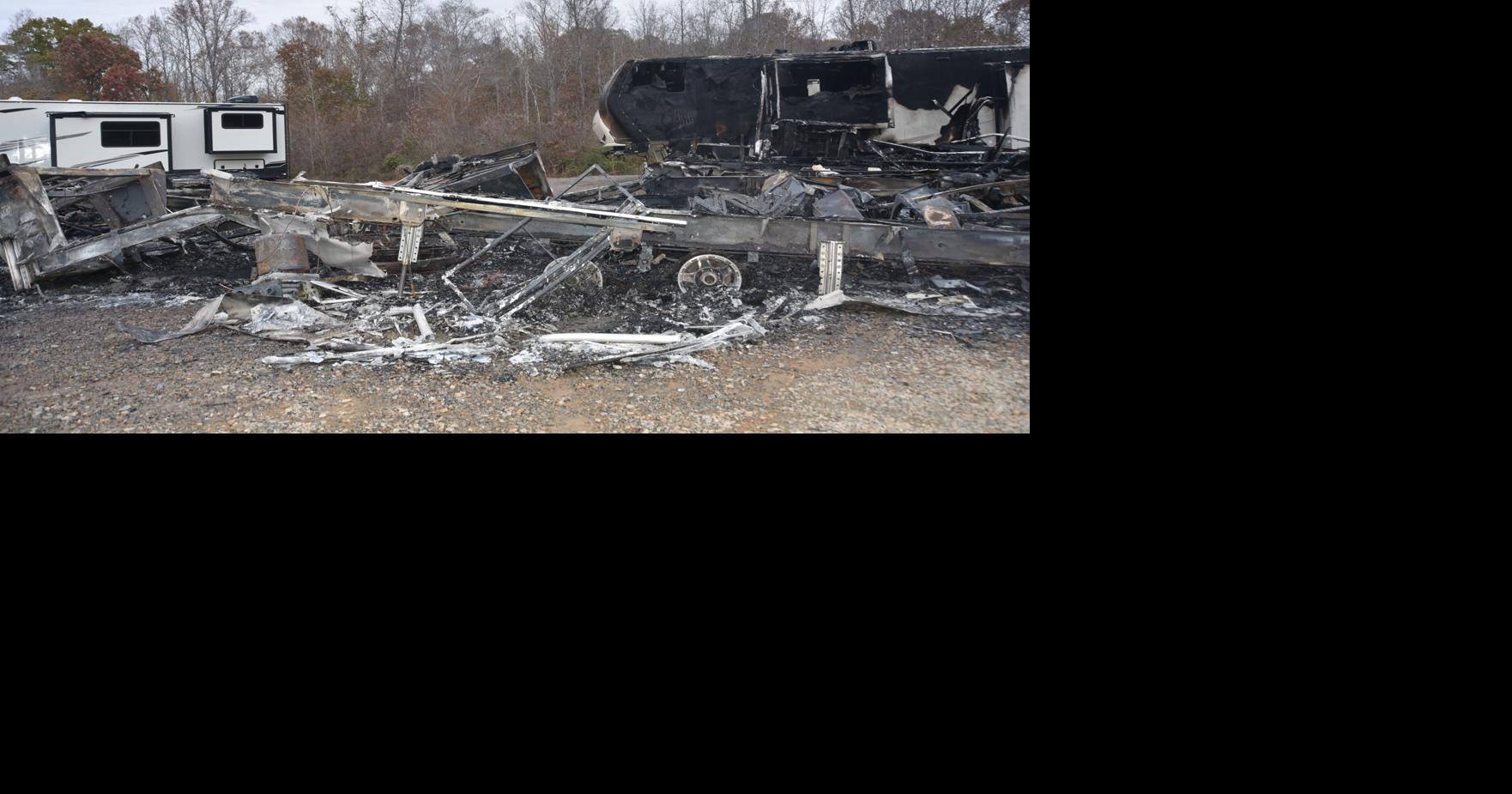 Explosion destroys camping trailers at Ringgold business