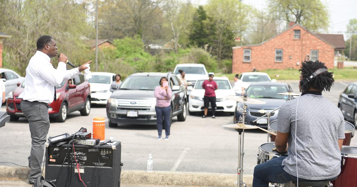 Finding Creative Ways To Keep The Faith And Keep The Distance Parking Lot Ministry Springs Up In Danville Local News Godanriver Com