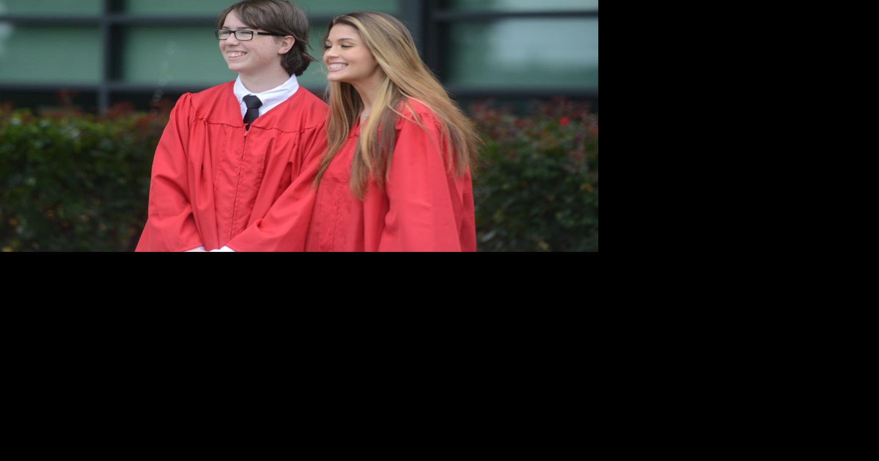 Photos Tunstall honors 2020 class with walkthrough graduation ceremony