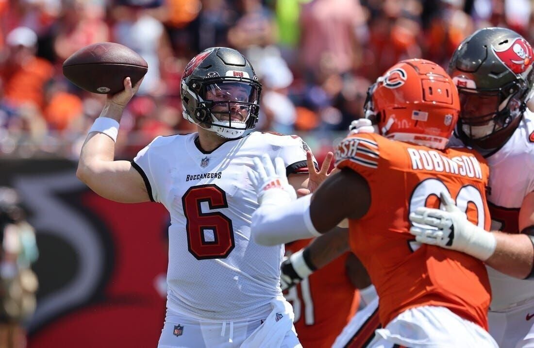 Baker Mayfield, Bucs keep Bears at bay, Nfl