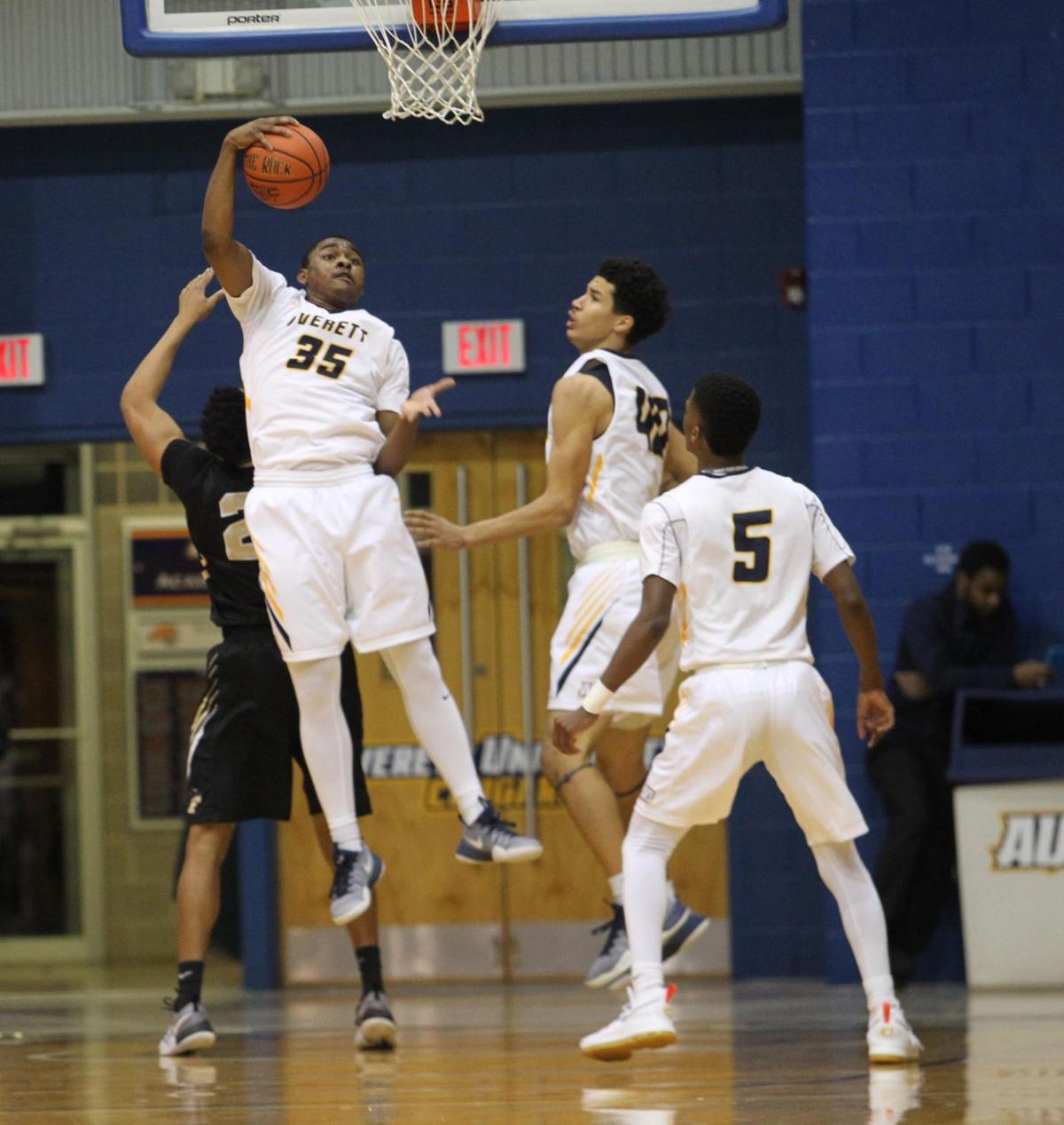 Averett S Bryant Uses Tough Past To Triumph In Final College