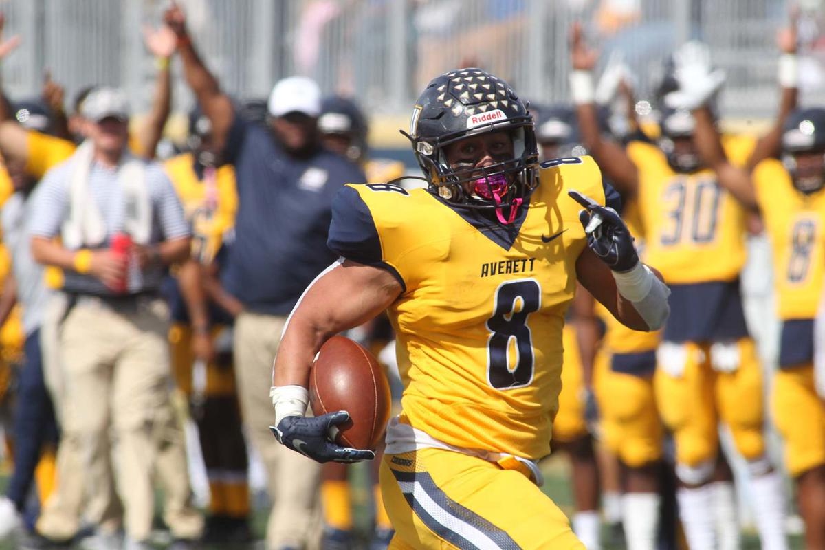 Tapscott Cougars Rout Lagrange Move To 2 0 In Usa South