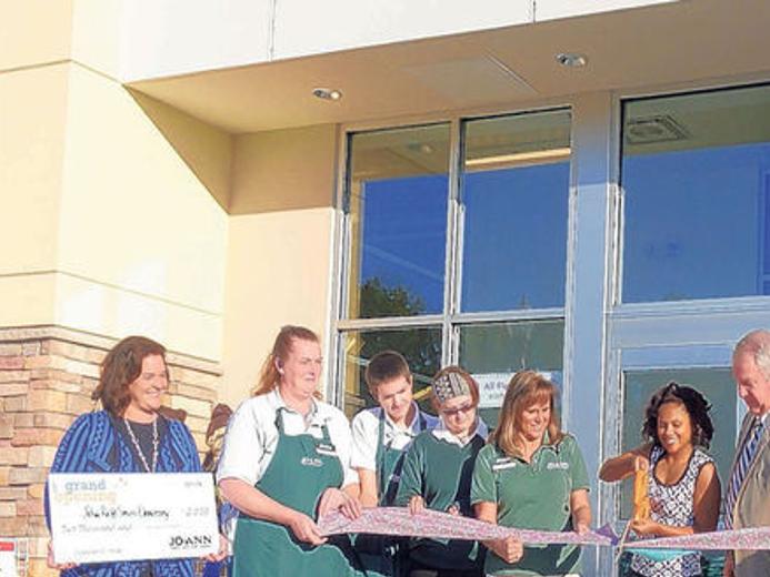 Jo Ann Fabrics Celebrates Opening In Martinsville Business