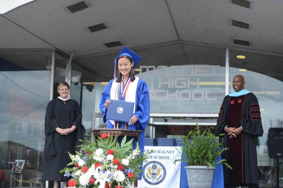 Galileo grads make way through nontraditional commencement ceremony