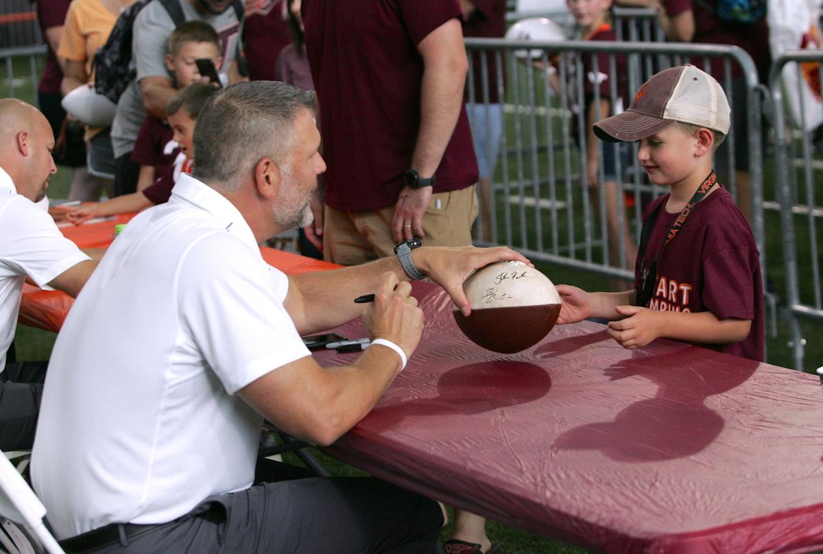 Virginia Tech Football Makes Annual Fan Day A Virtual Event