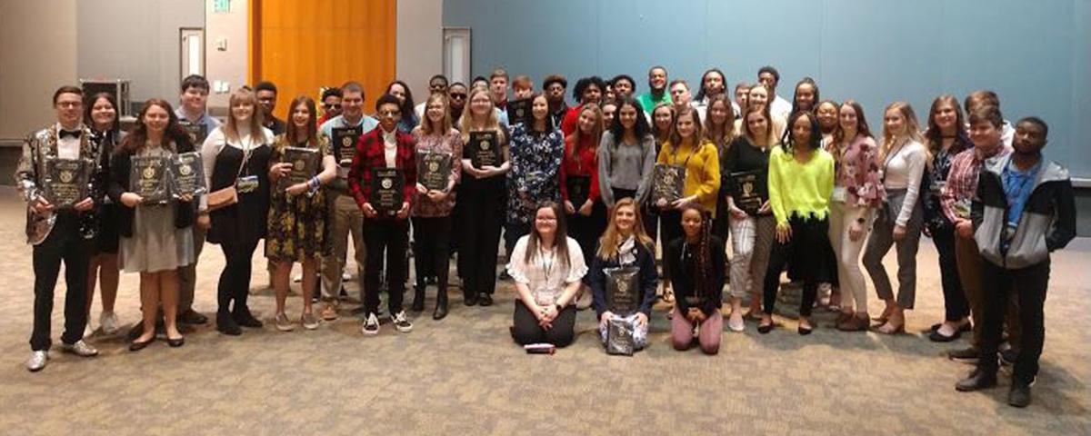 Gretna High School Beta Club Members Head To National Convention After Picking Up State Wins Faces Places Godanriver Com