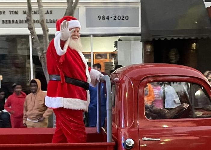 Laurens Sc Christmas Parade 2022 Photos: Laurens Christmas Parade Rolls Up West Main St. | News |  Golaurens.com