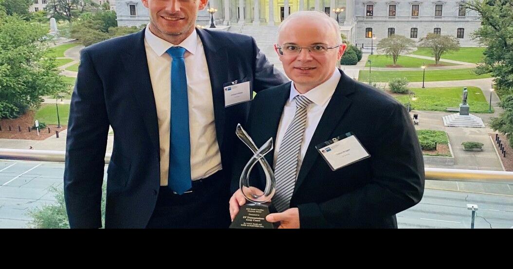ZF Transmissions Gray Court receives South Carolina Gateway Award