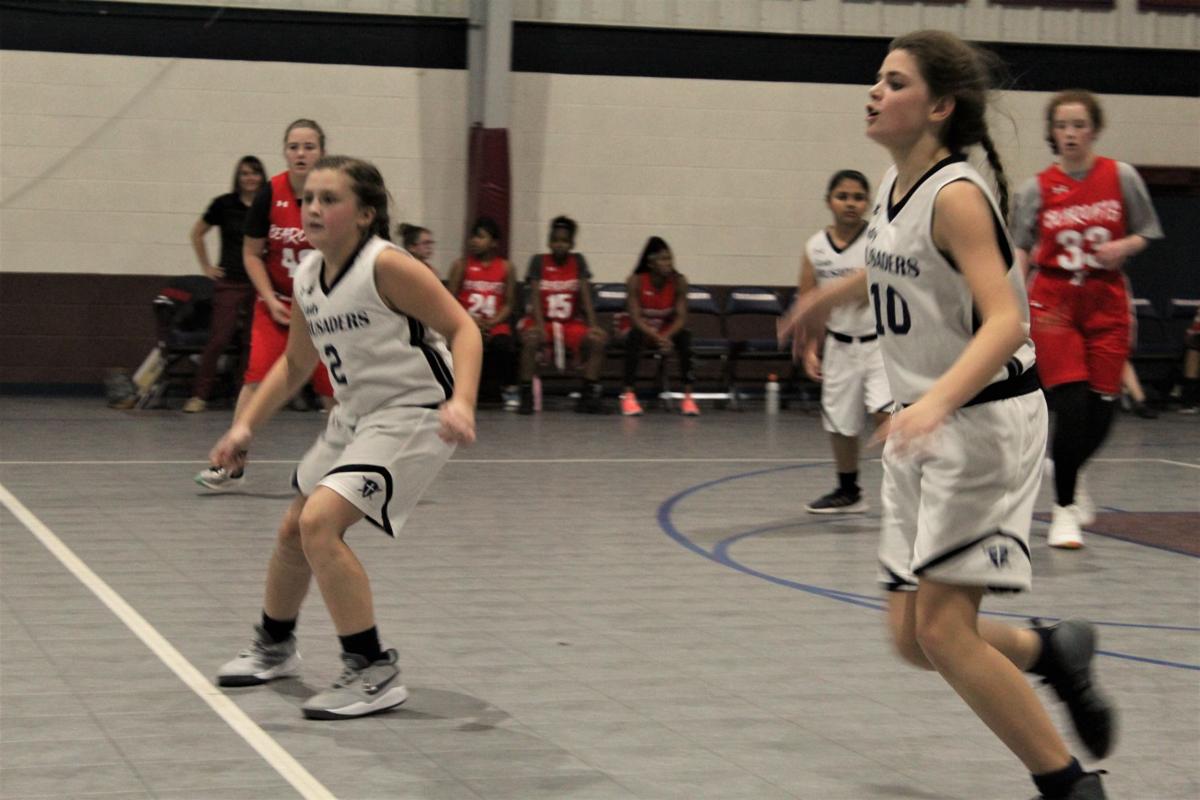 Crusaders Withstand Hurricane Warnings Sports Golaurens Com