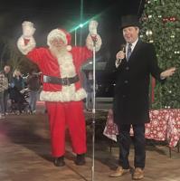 City of Laurens kicks off holiday season with annual Christmas tree lighting