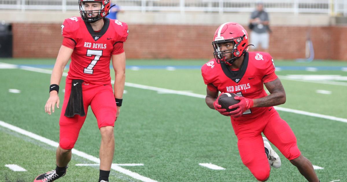 Clinton football moves up to No. 2 in Class 2-A polls. See full rankings