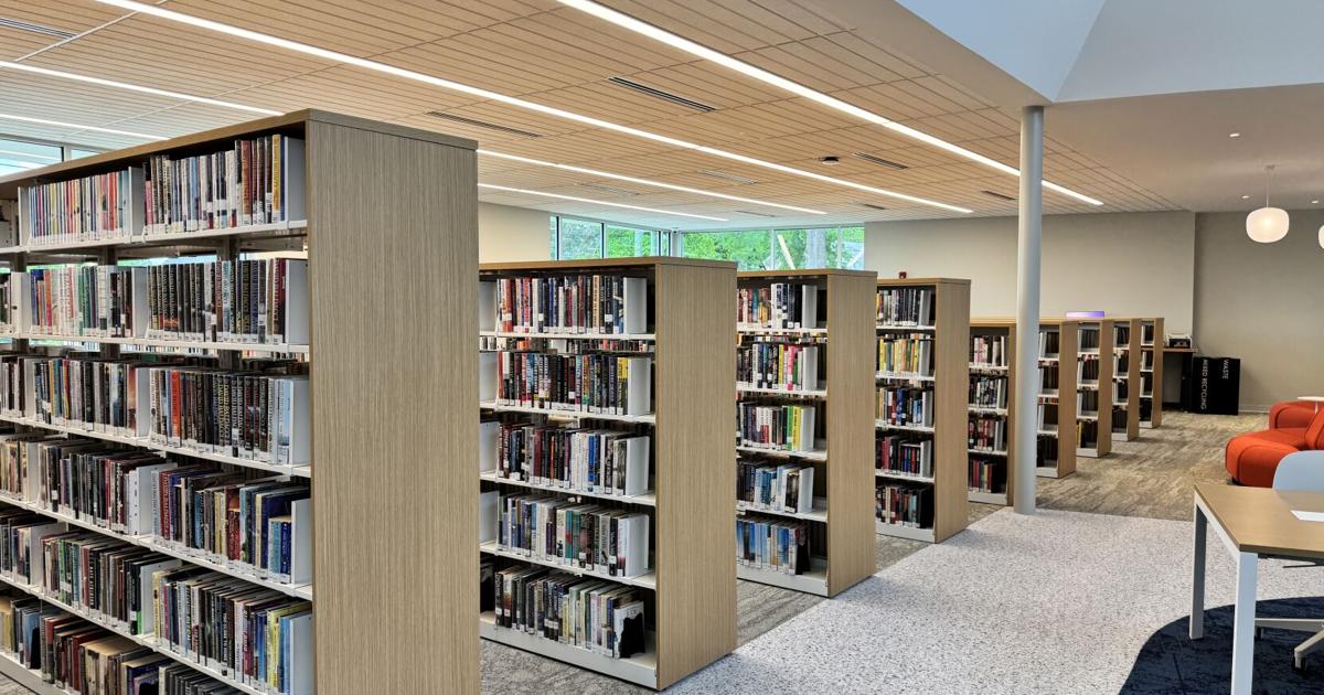 Clinton Ia Library Photos: Sneak preview of the new Clinton Library | News | golaurens.com
