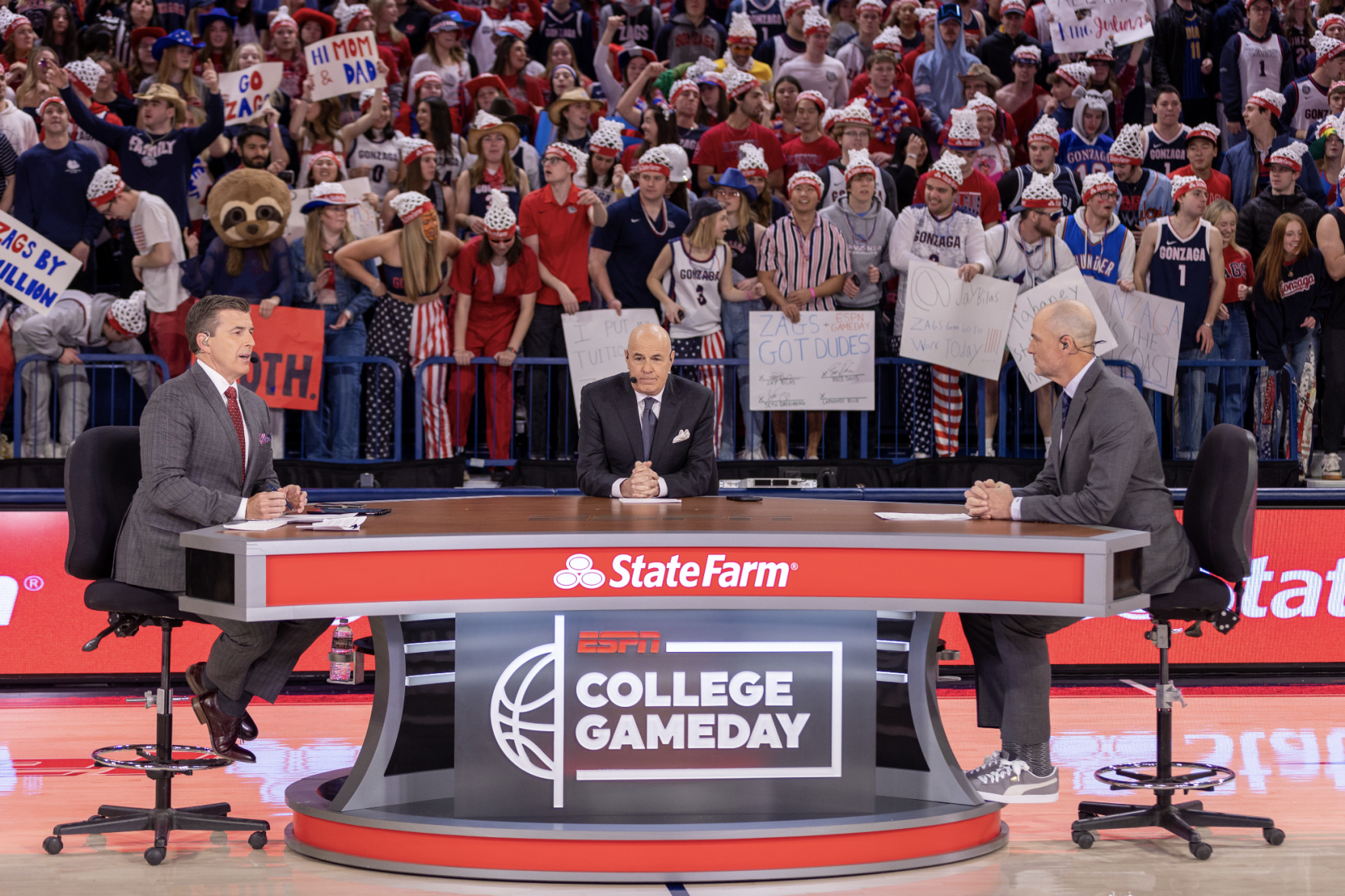 Photo Story: College GameDay Visits Gonzaga Before Saint Mary's Matchup ...