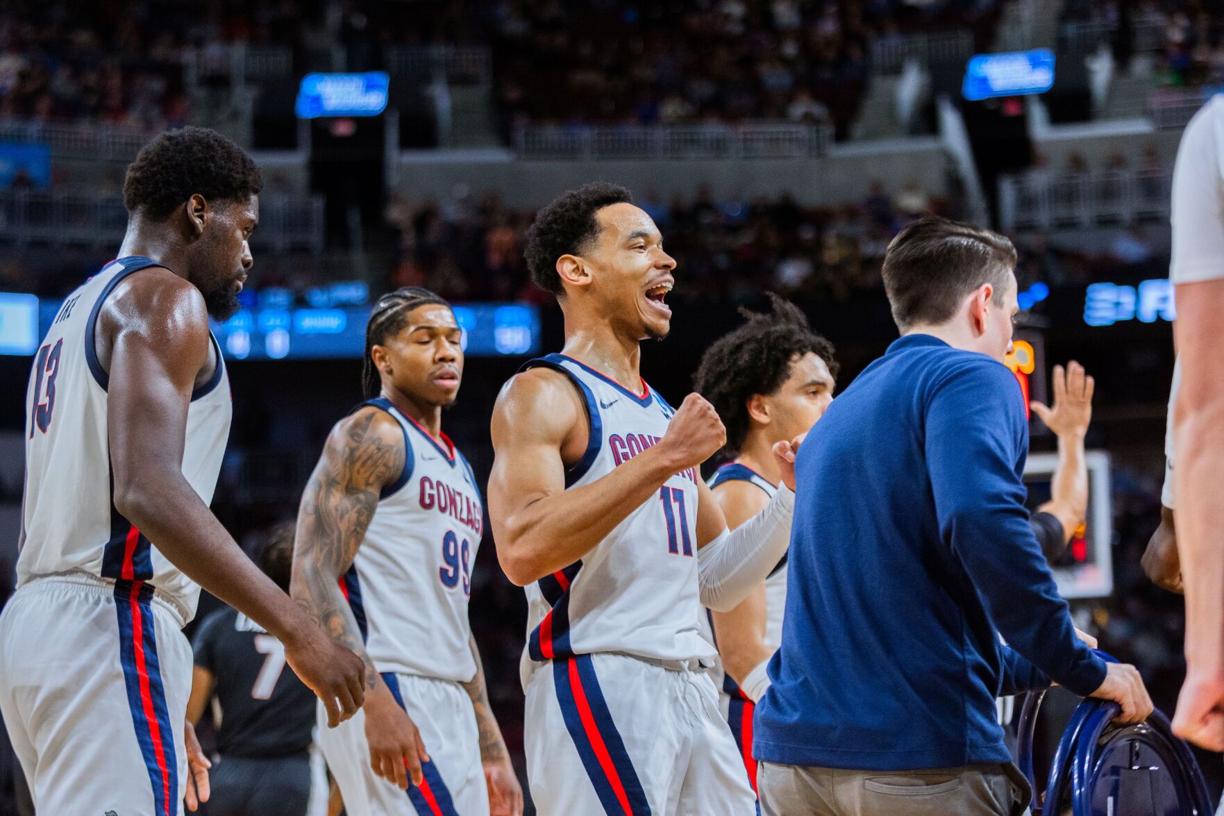Strong start from No. 8 Gonzaga men's basketball leads to 89-68 win ...