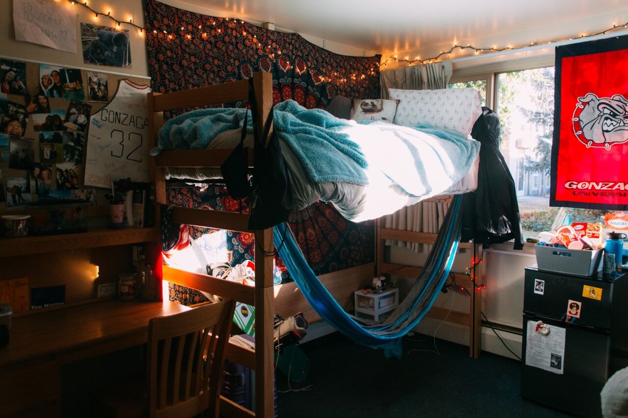 Dorm room outlet hammock