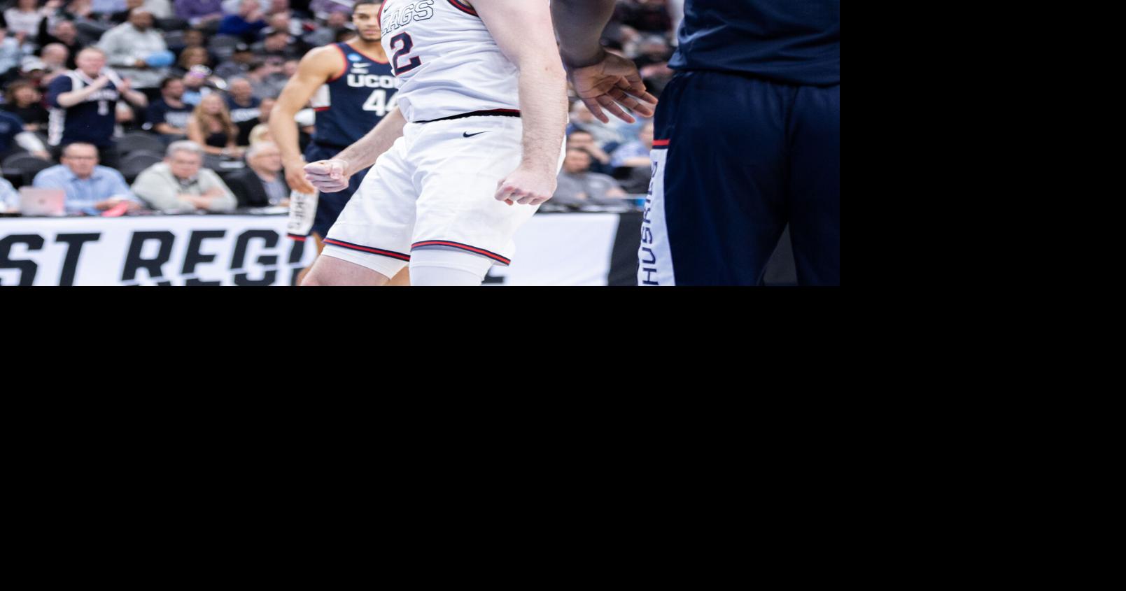 Numerous men's and women's basketball players receive postseason