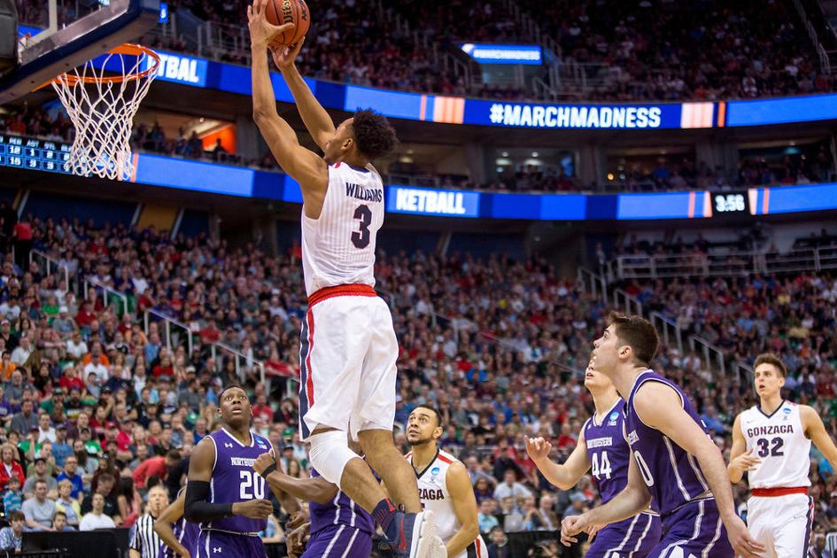 Men's basketball Williams named to Wooden Award Preseason Top 50