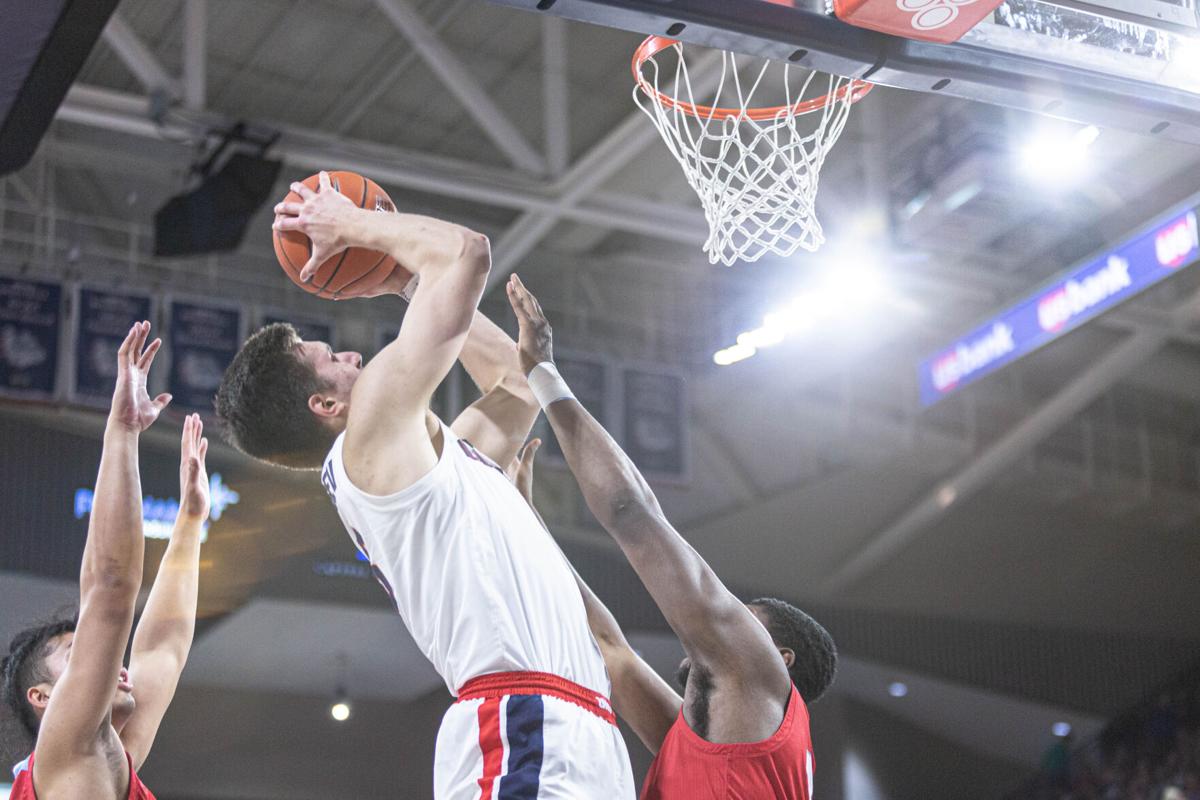 Commentary Gonzaga Forward Petrusev Set To Play Professionally