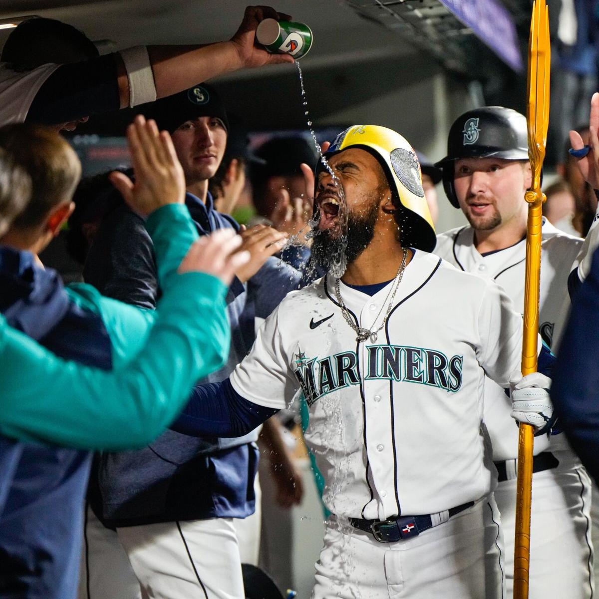 Mariners sign Marco Gonzales to 4-year contract extension