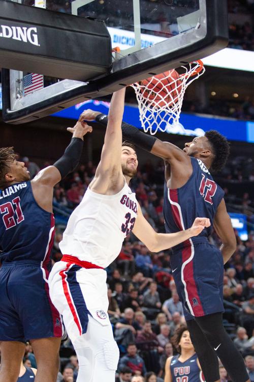 Photos of gonzaga's big first round win
