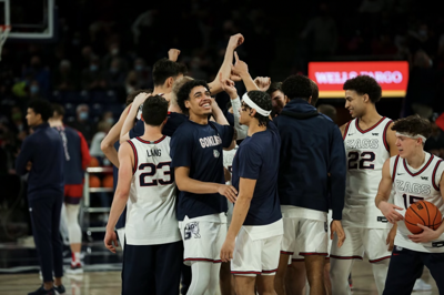 Men's basketball reclaims top spot in AP Poll, Auburn falls to No. 2