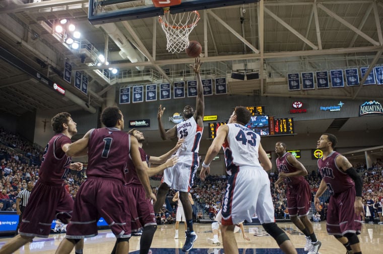 Men's basketball senior night Sports