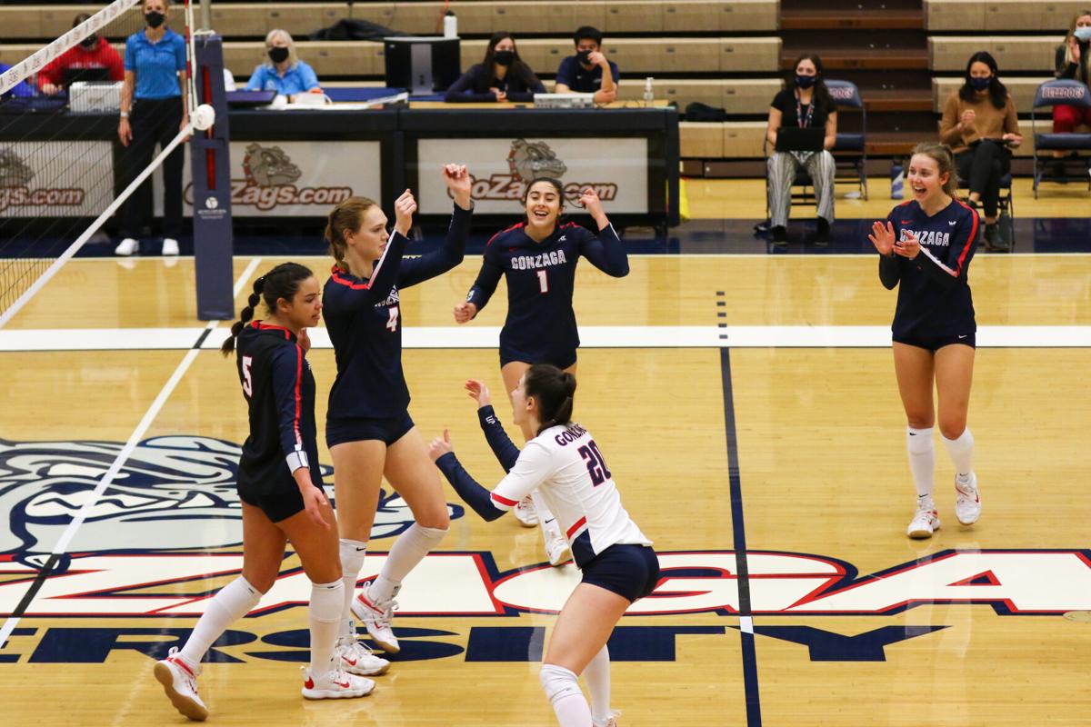 Volleyball Gu Takes One From Smc In First Home Series Sports Gonzagabulletin Com