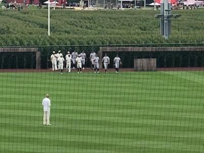 Kevin Costner leads out Yankees and White Sox onto Field of Dreams