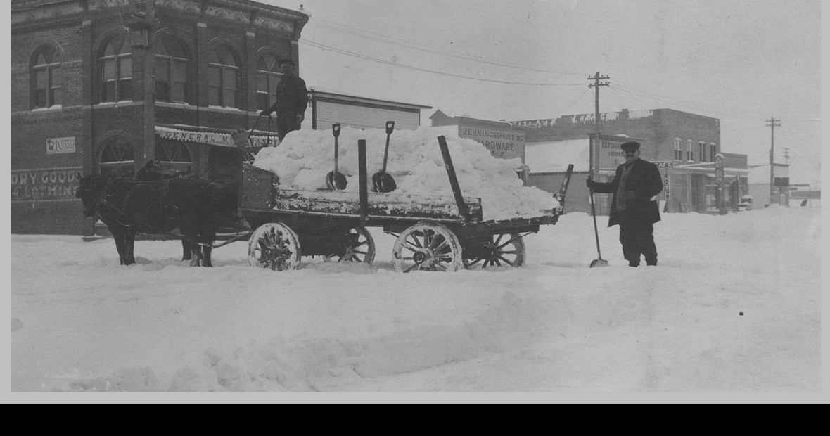 HISTORICAL MEMORIES January 19001963 News