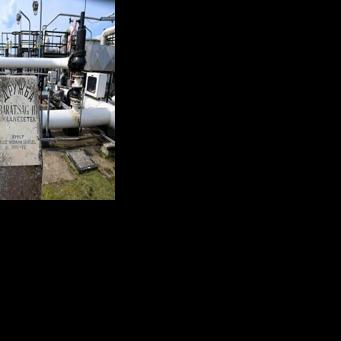 EU to help reopen blocked oil pipeline in Ukraine